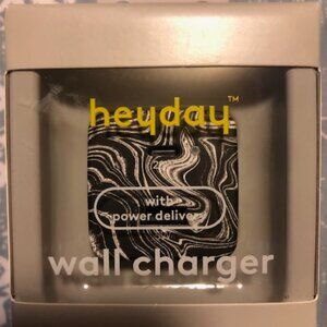 Black/ White Wall Charger